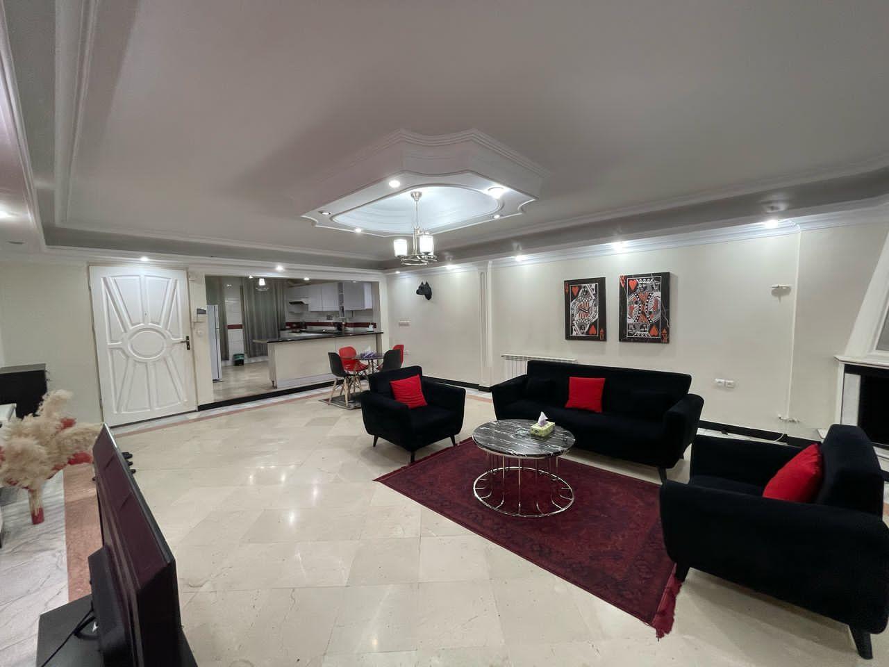  آپارتمان دوخوابه تمیز